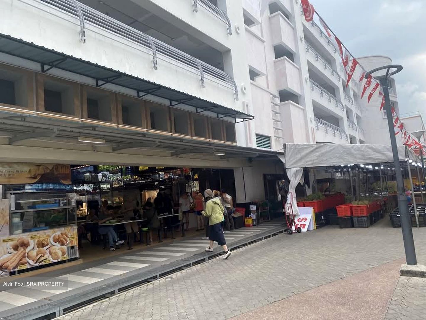 Tampines Street 81 (D18), Shop House #584323861